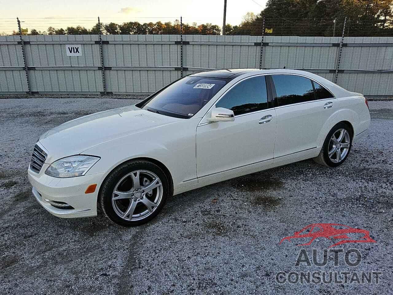MERCEDES-BENZ S-CLASS 2011 - WDDNG7BB0BA401804