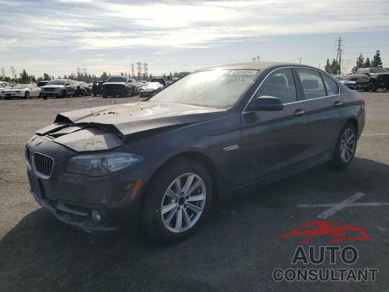 BMW 5 SERIES 2015 - WBA5A5C56FD517325