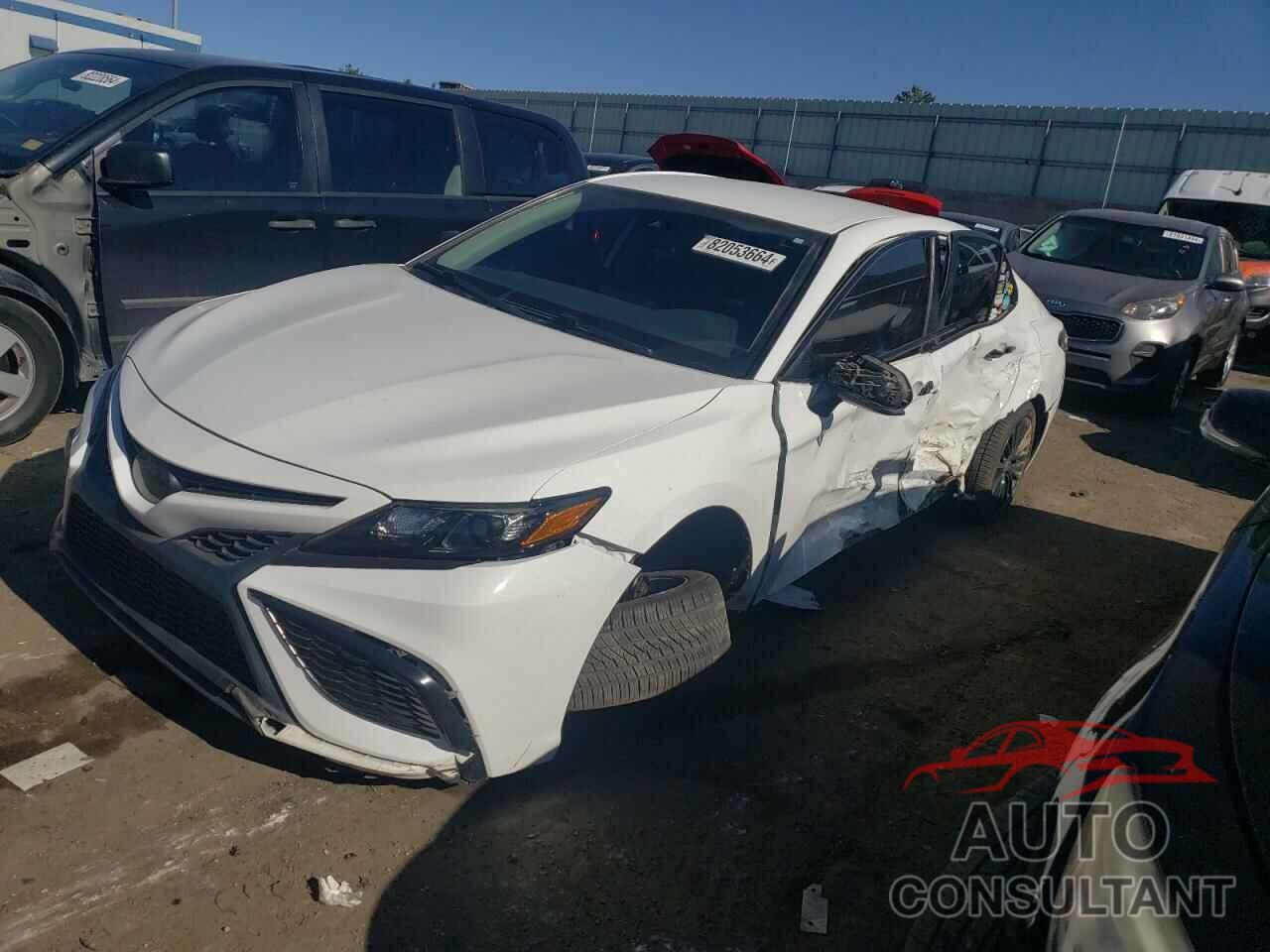 TOYOTA CAMRY 2021 - 4T1G11AK5MU458712