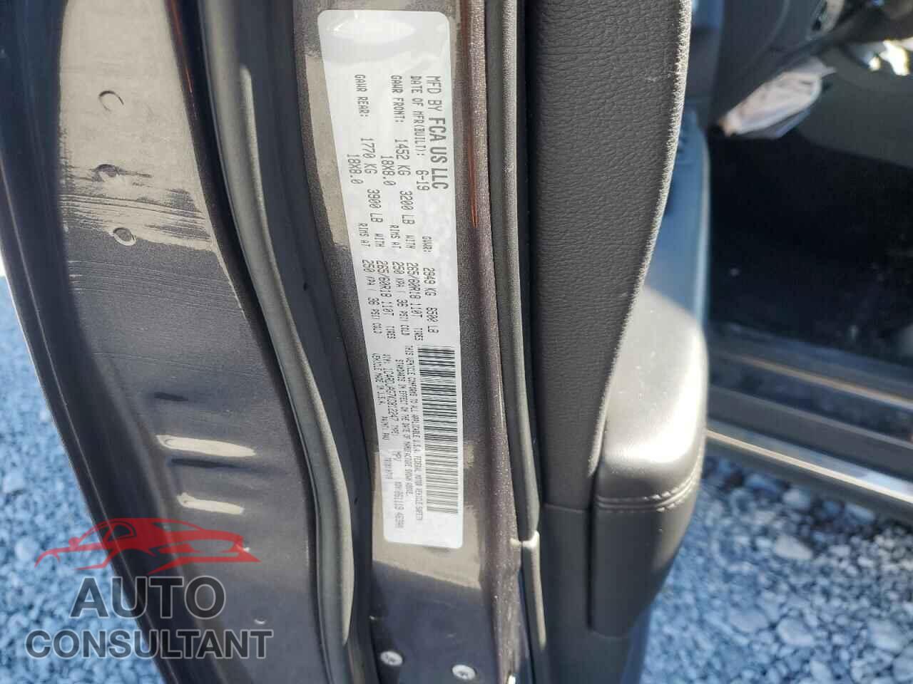 DODGE DURANGO 2019 - 1C4RDJAG7KC812247
