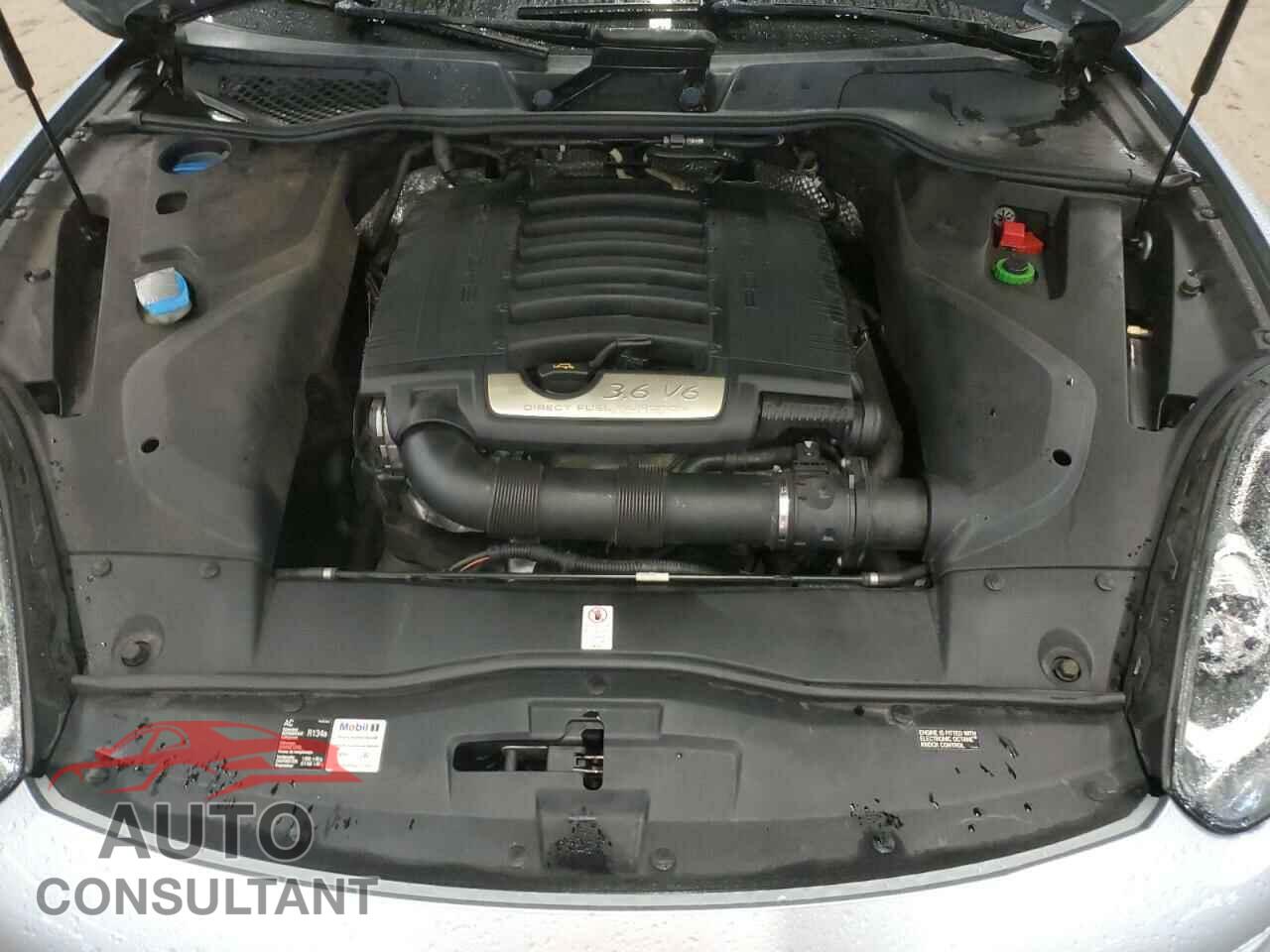 PORSCHE CAYENNE 2016 - WP1AA2A28GLA02521
