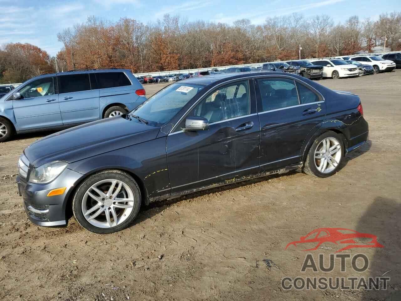 MERCEDES-BENZ C-CLASS 2013 - WDDGF4HB7DR277309