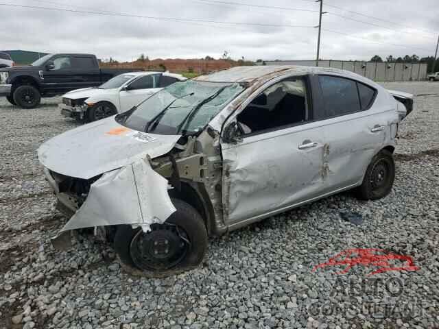 NISSAN VERSA 2018 - 3N1CN7AP3JL850053