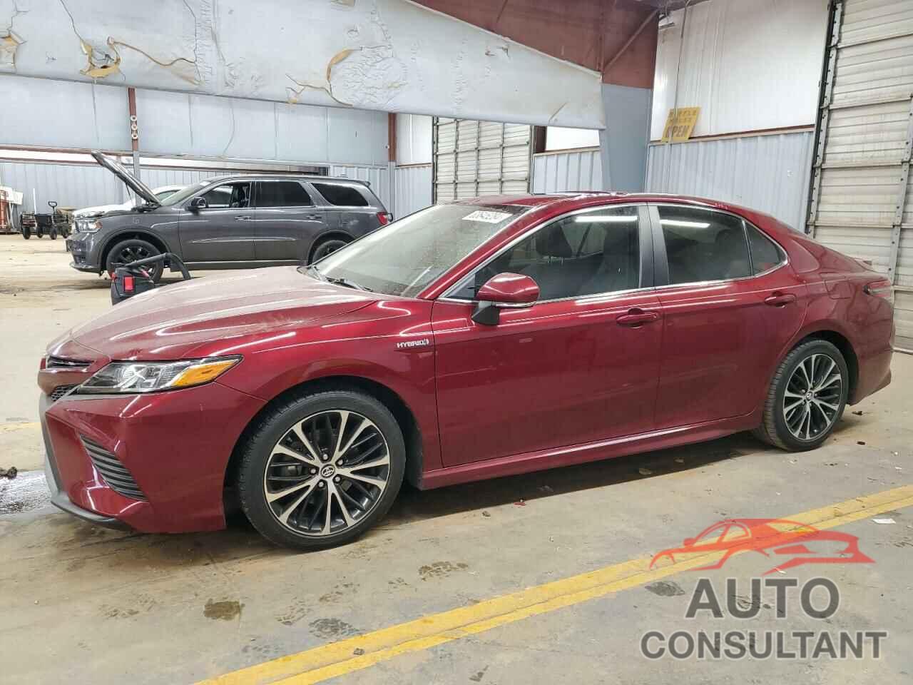 TOYOTA CAMRY 2018 - 4T1B21HK6JU503780