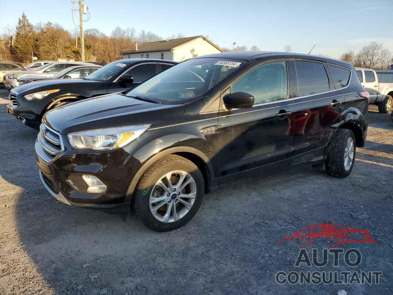 FORD ESCAPE 2017 - 1FMCU9GD6HUE63226