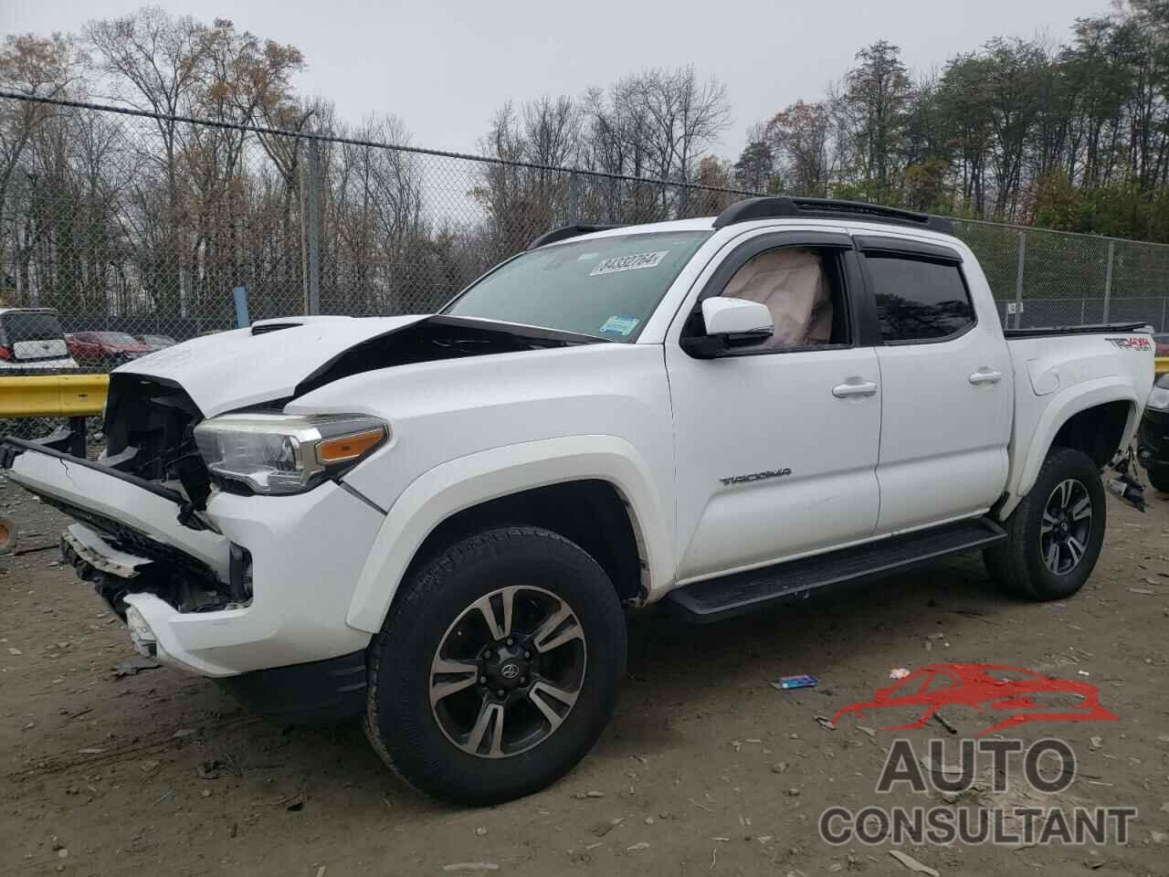 TOYOTA TACOMA 2018 - 5TFCZ5AN0JX140083