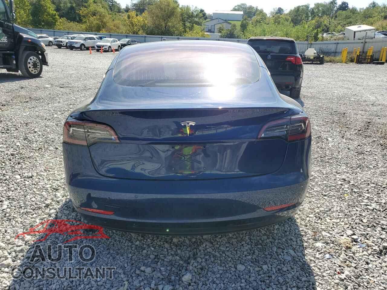 TESLA MODEL 3 2018 - 5YJ3E1EA6JF006295