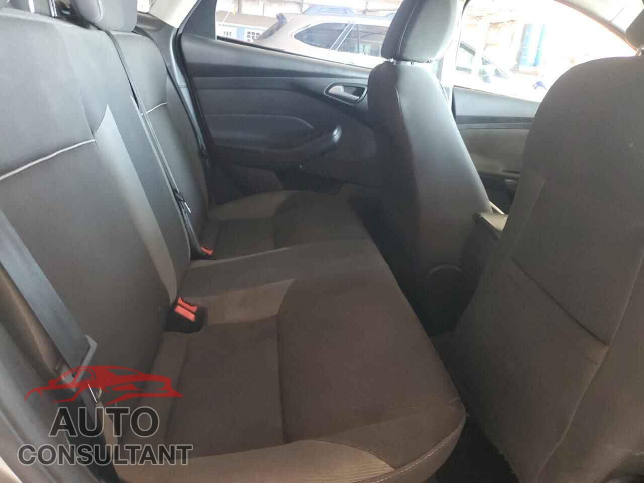 FORD FOCUS 2014 - 1FADP3F26EL407680