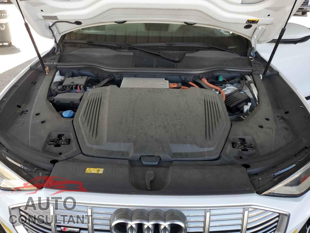 AUDI E-TRON 2021 - WA13AAGE5MB006415