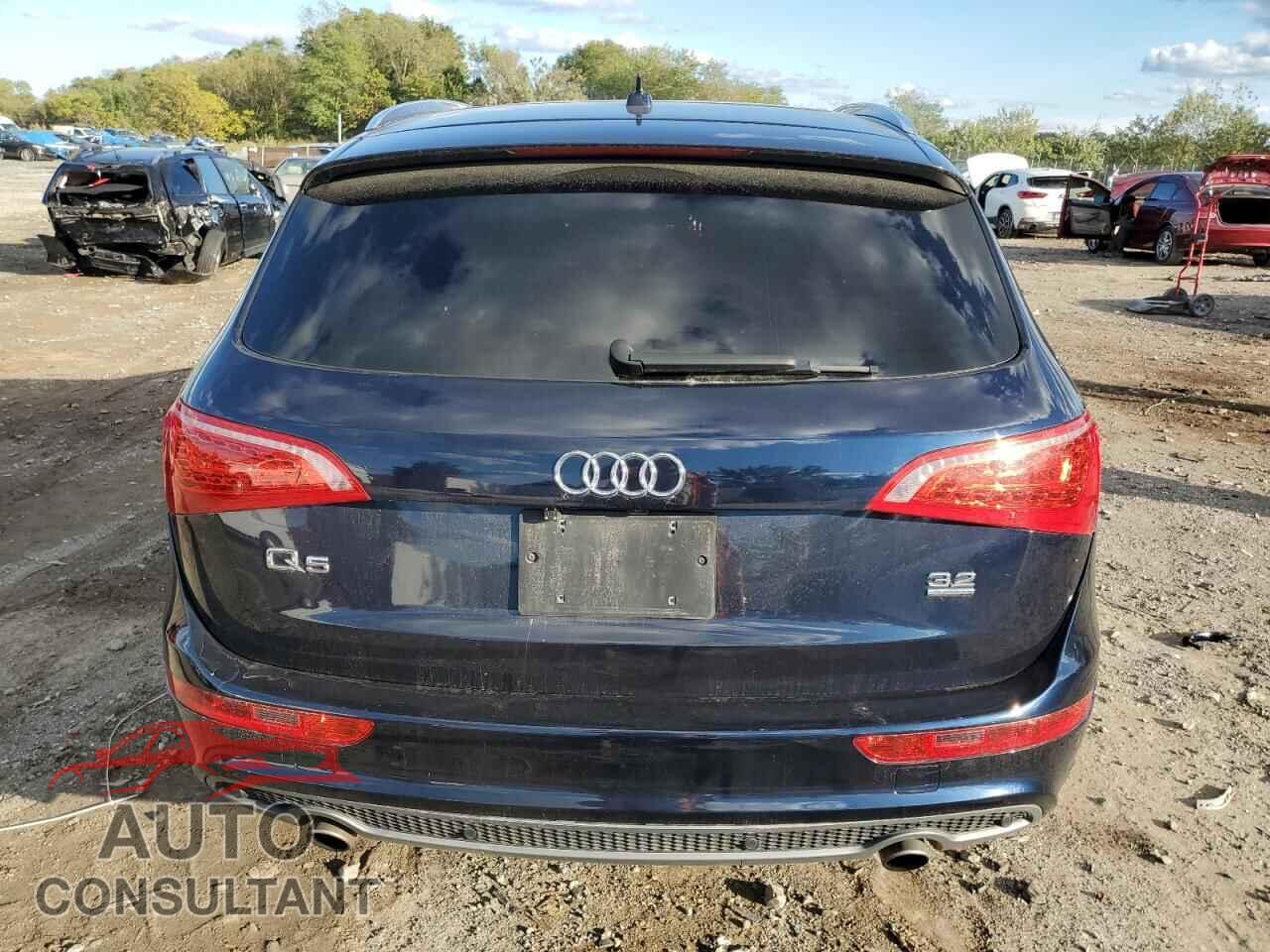 AUDI Q5 2011 - WA1DKAFP7BA014457