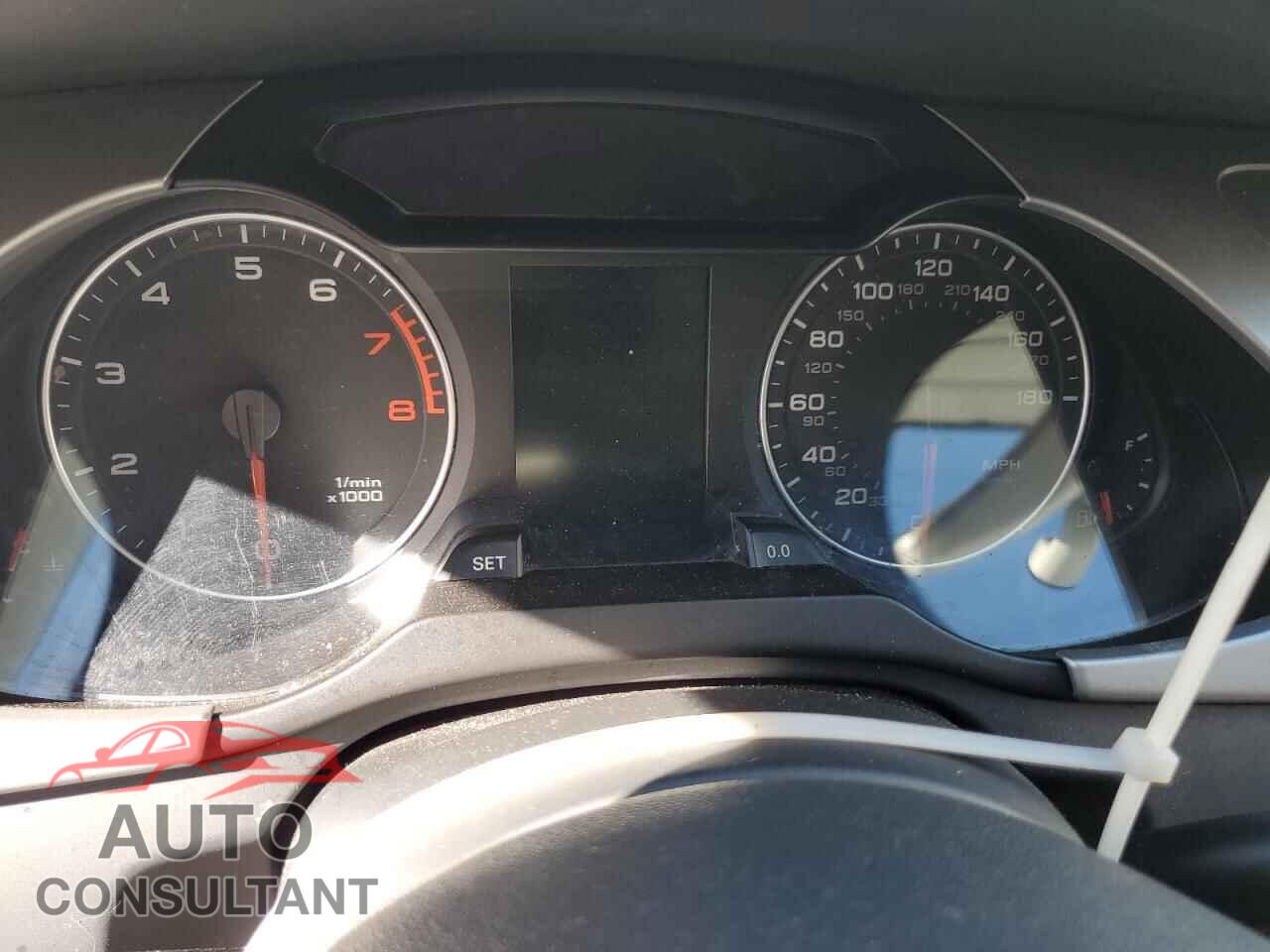 AUDI A4 2011 - WAUBFAFL8BA087123
