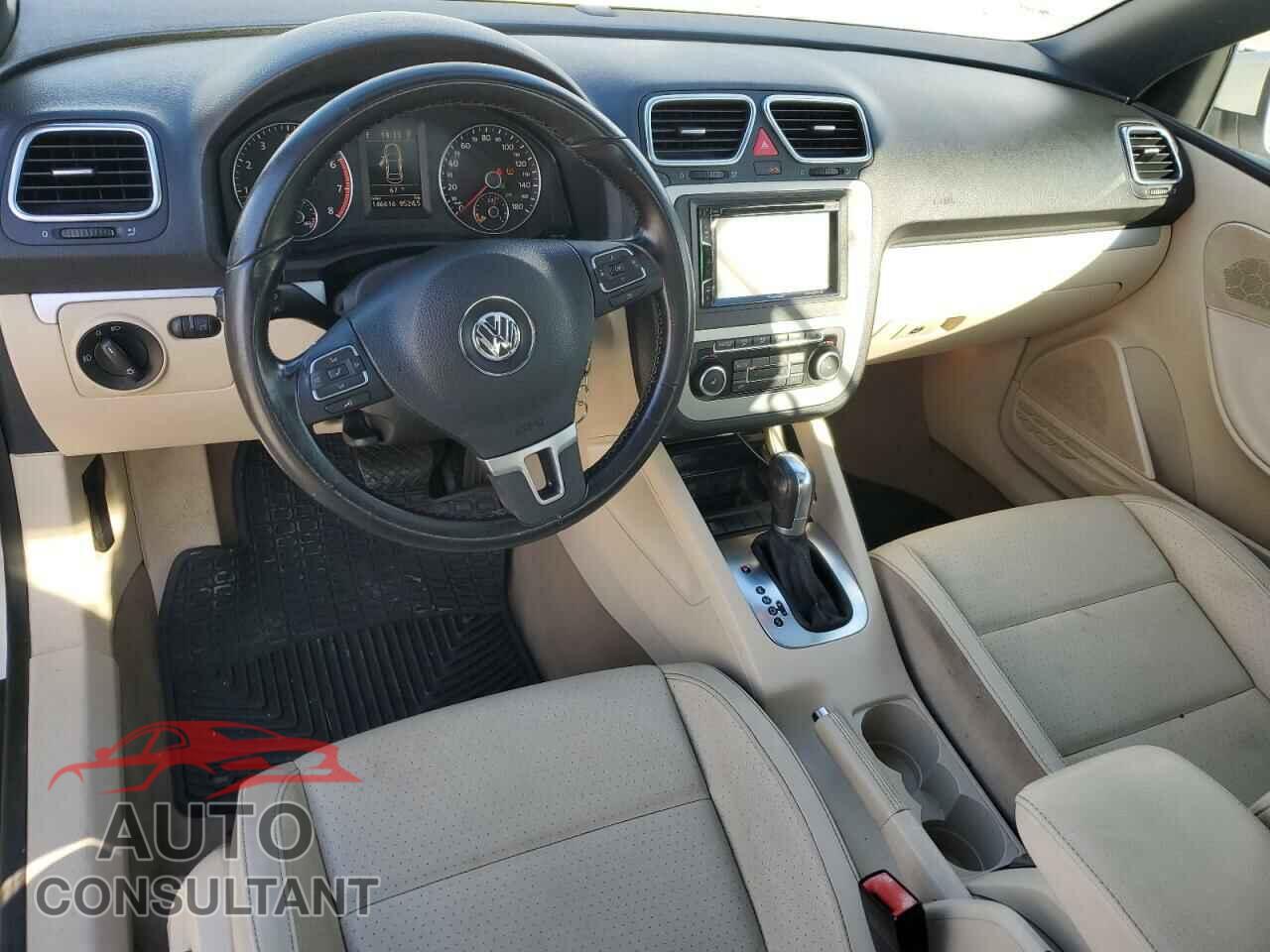 VOLKSWAGEN EOS 2012 - WVWBW7AH9CV000123