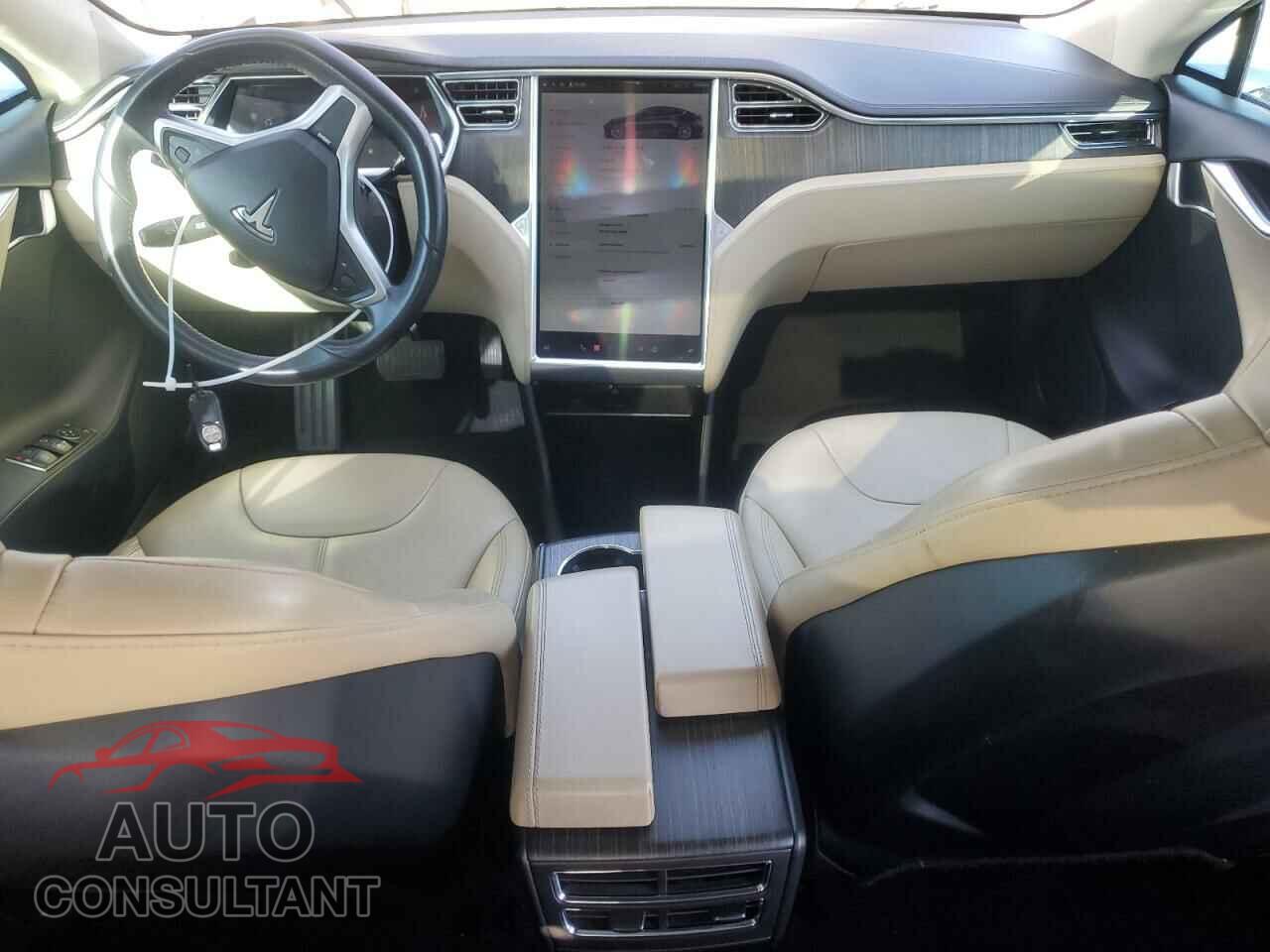 TESLA MODEL S 2013 - 5YJSA1CG1DFP05014