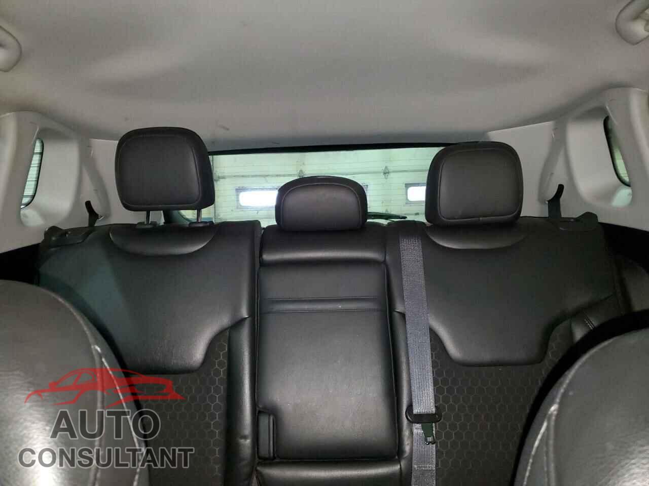 JEEP COMPASS 2018 - 3C4NJDBB0JT298725