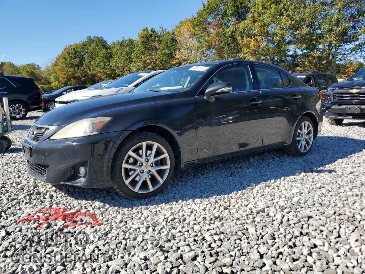 LEXUS IS 2011 - JTHCF5C28B2035137