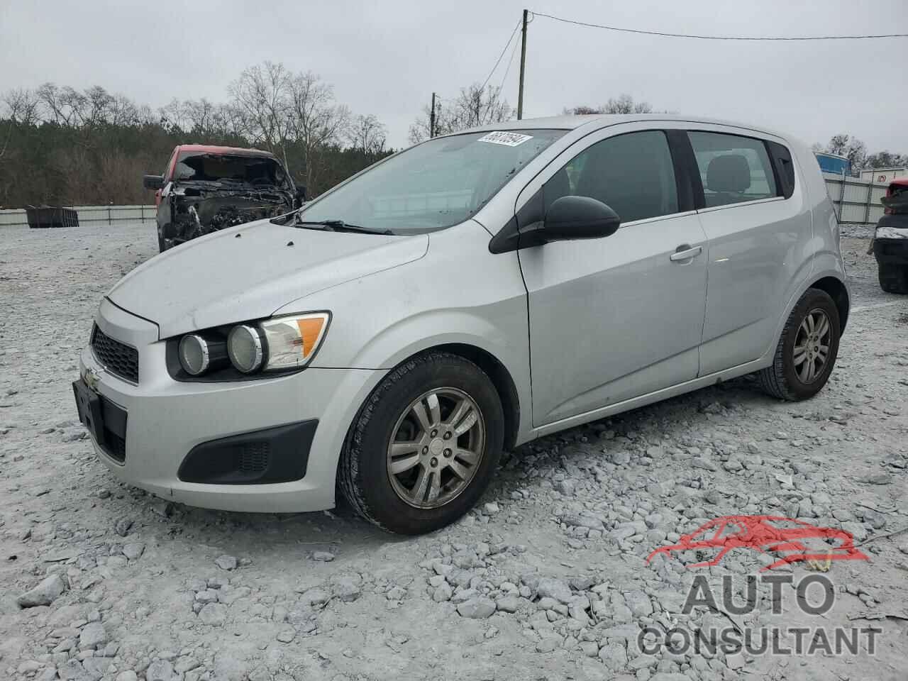 CHEVROLET SONIC 2013 - 1G1JC6SH6D4205024