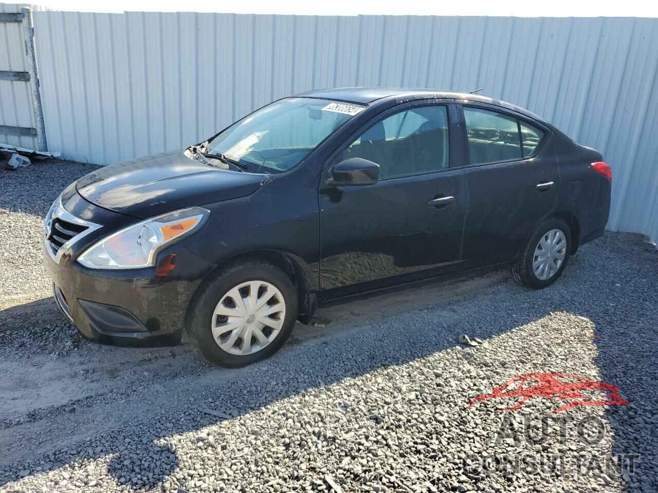 NISSAN VERSA 2017 - 3N1CN7APXHL818937