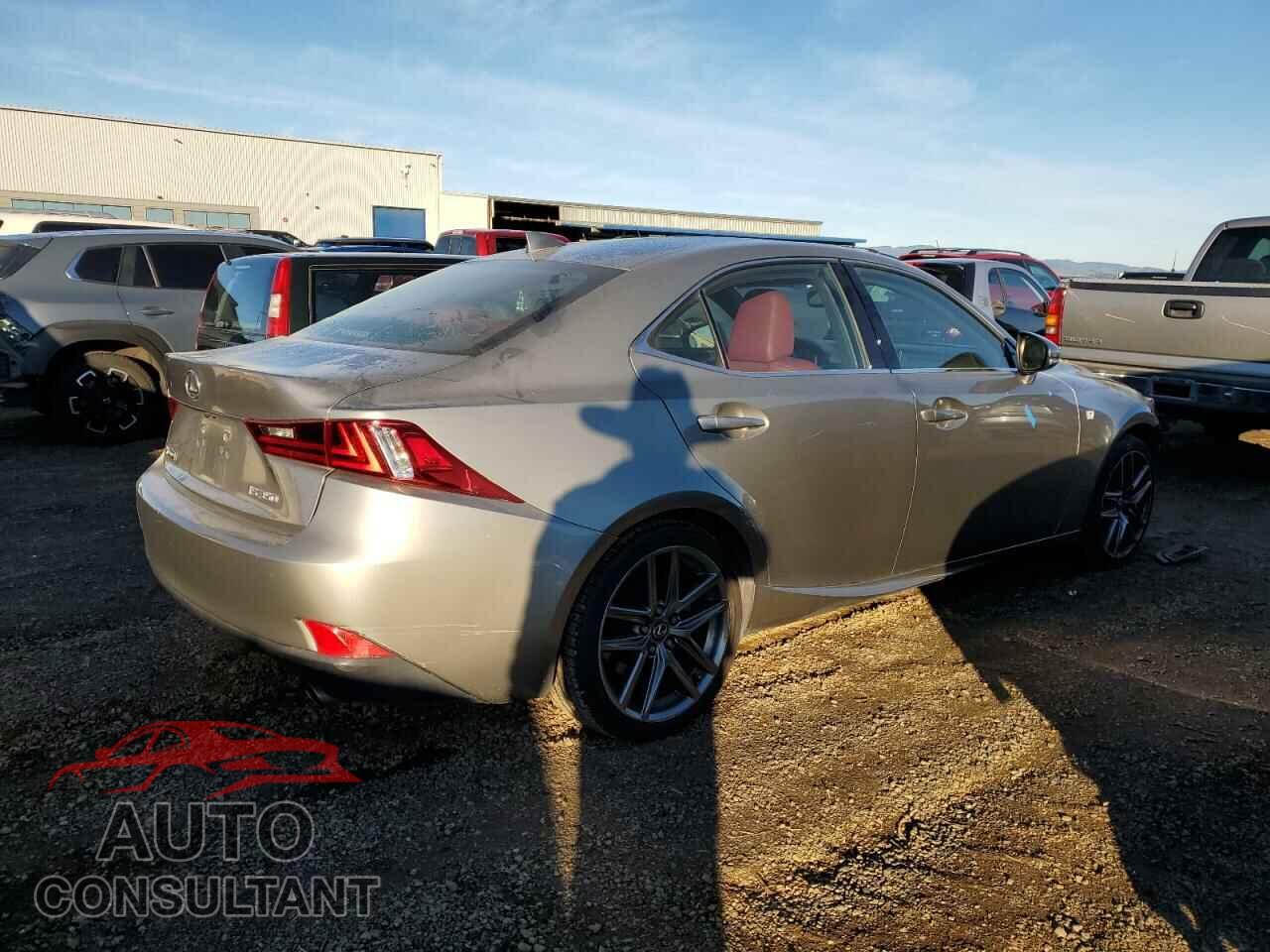 LEXUS IS 2015 - JTHBE1D24F5015381