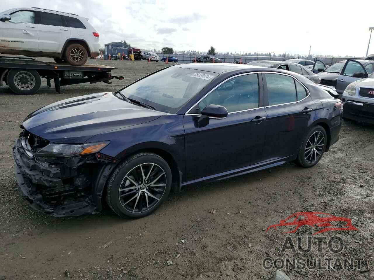 TOYOTA CAMRY 2022 - 4T1T11AK4NU685664