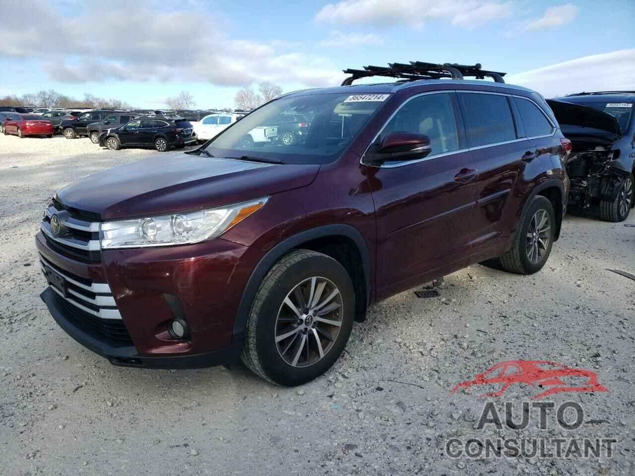 TOYOTA HIGHLANDER 2018 - 5TDJZRFH4JS906100