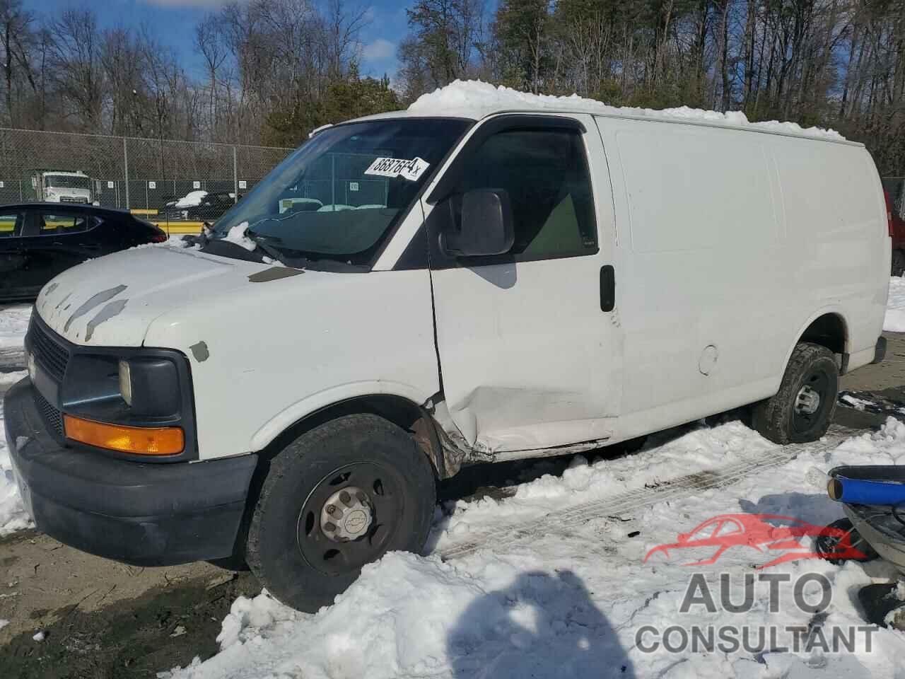 CHEVROLET EXPRESS 2011 - 1GCWGFBA2B1163177