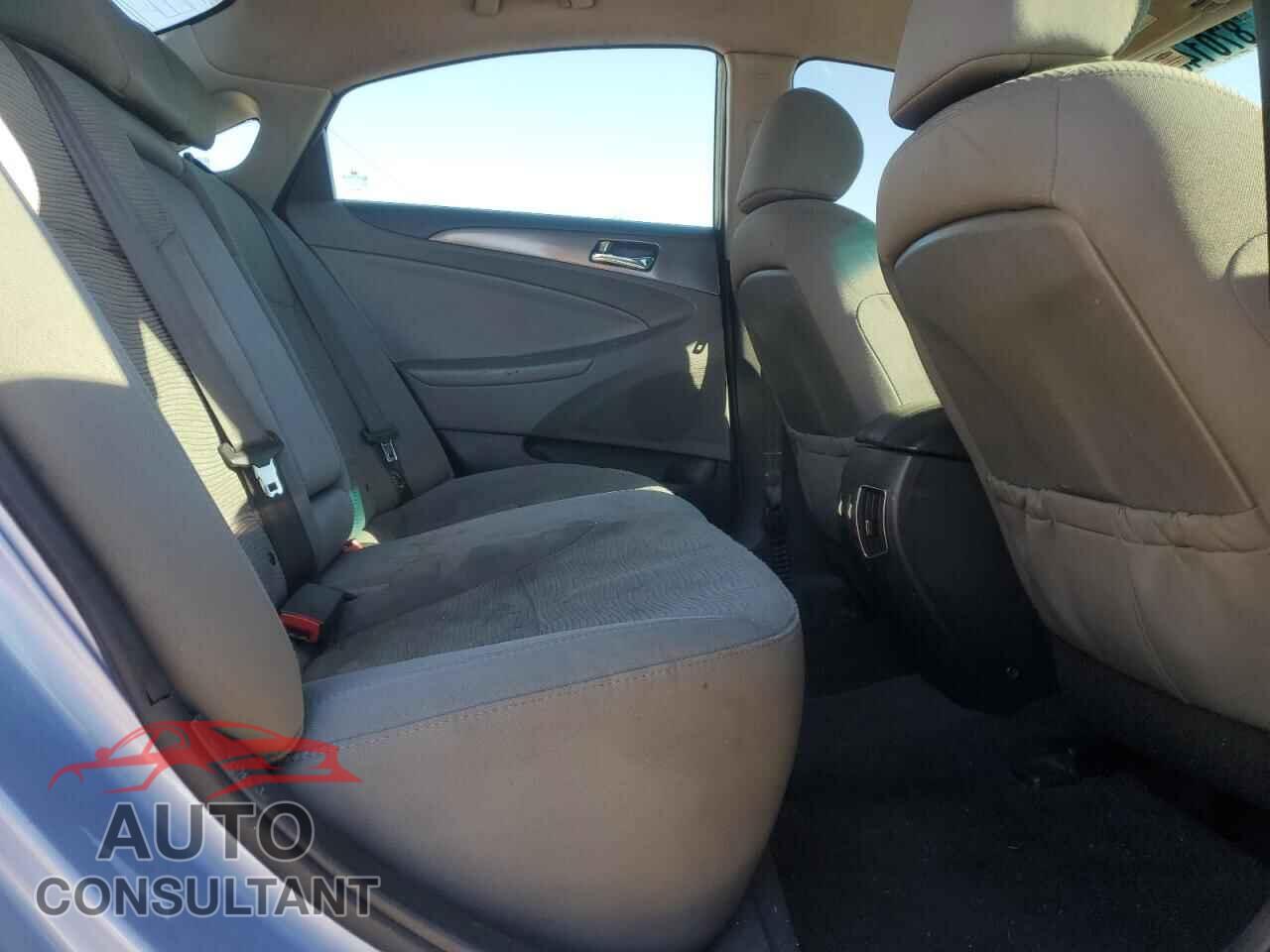 HYUNDAI SONATA 2013 - KMHEC4A47DA076543