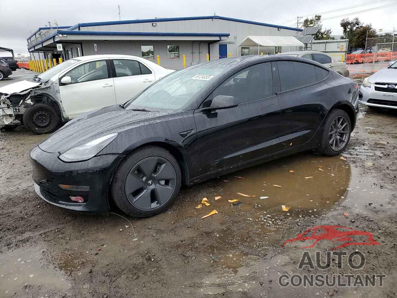 TESLA MODEL 3 2023 - 5YJ3E1EA5PF590181