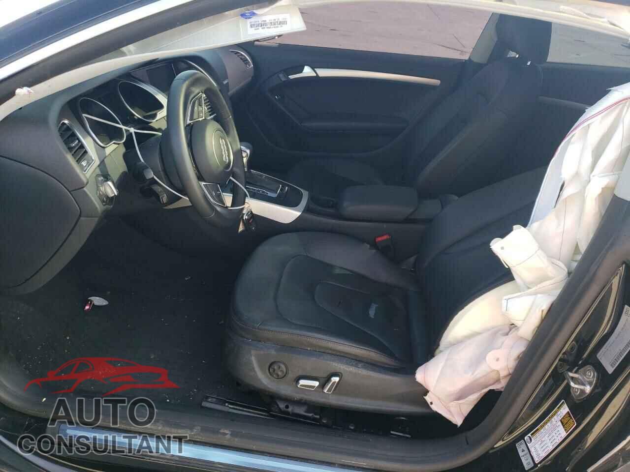 AUDI A5 2014 - WAUCFAFR9EA026179