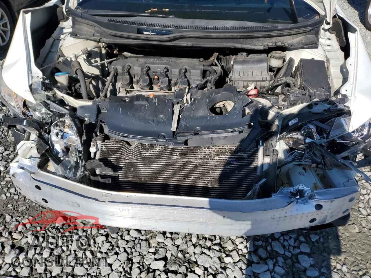 HONDA CIVIC 2013 - 2HGFB2F56DH555041