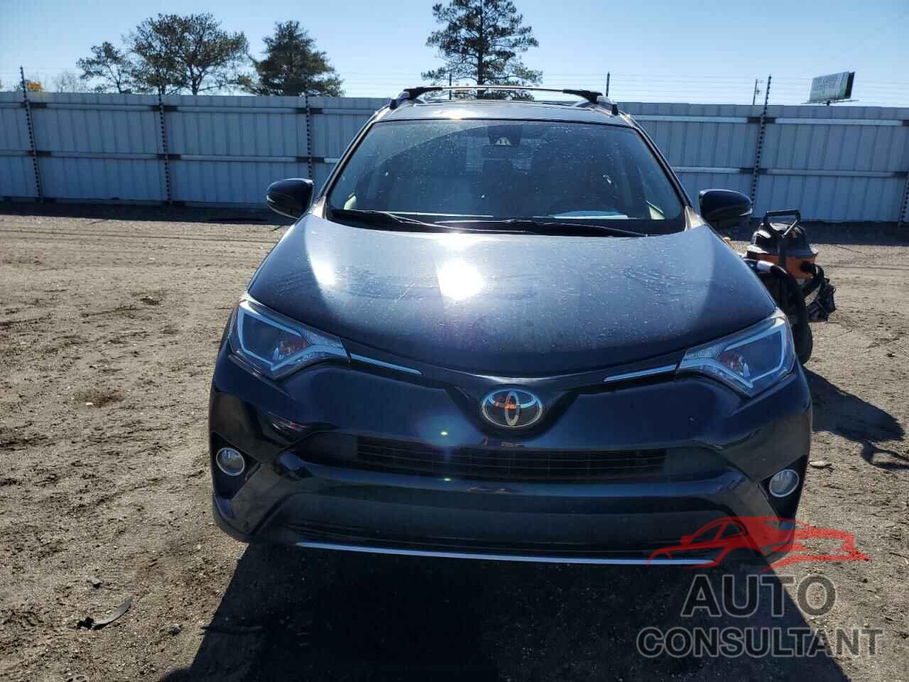 TOYOTA RAV4 2017 - JTMWFREV6HJ721107