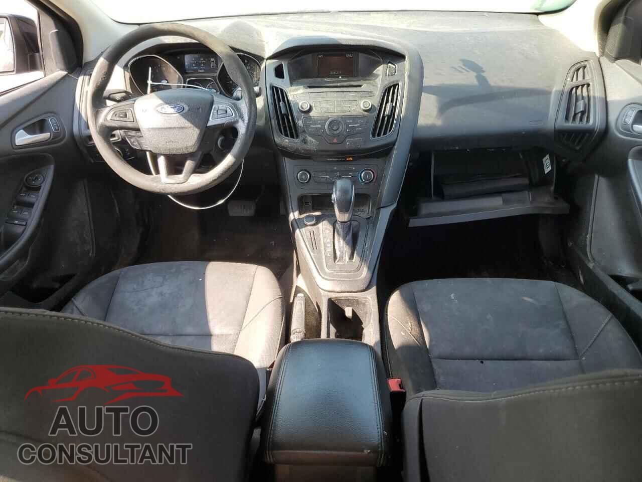 FORD FOCUS 2017 - 1FADP3F26HL226230