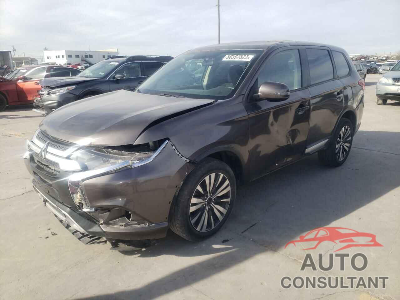MITSUBISHI OUTLANDER 2019 - JA4AD2A30KZ009738