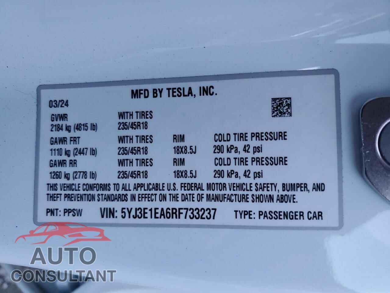 TESLA MODEL 3 2024 - 5YJ3E1EA6RF733237