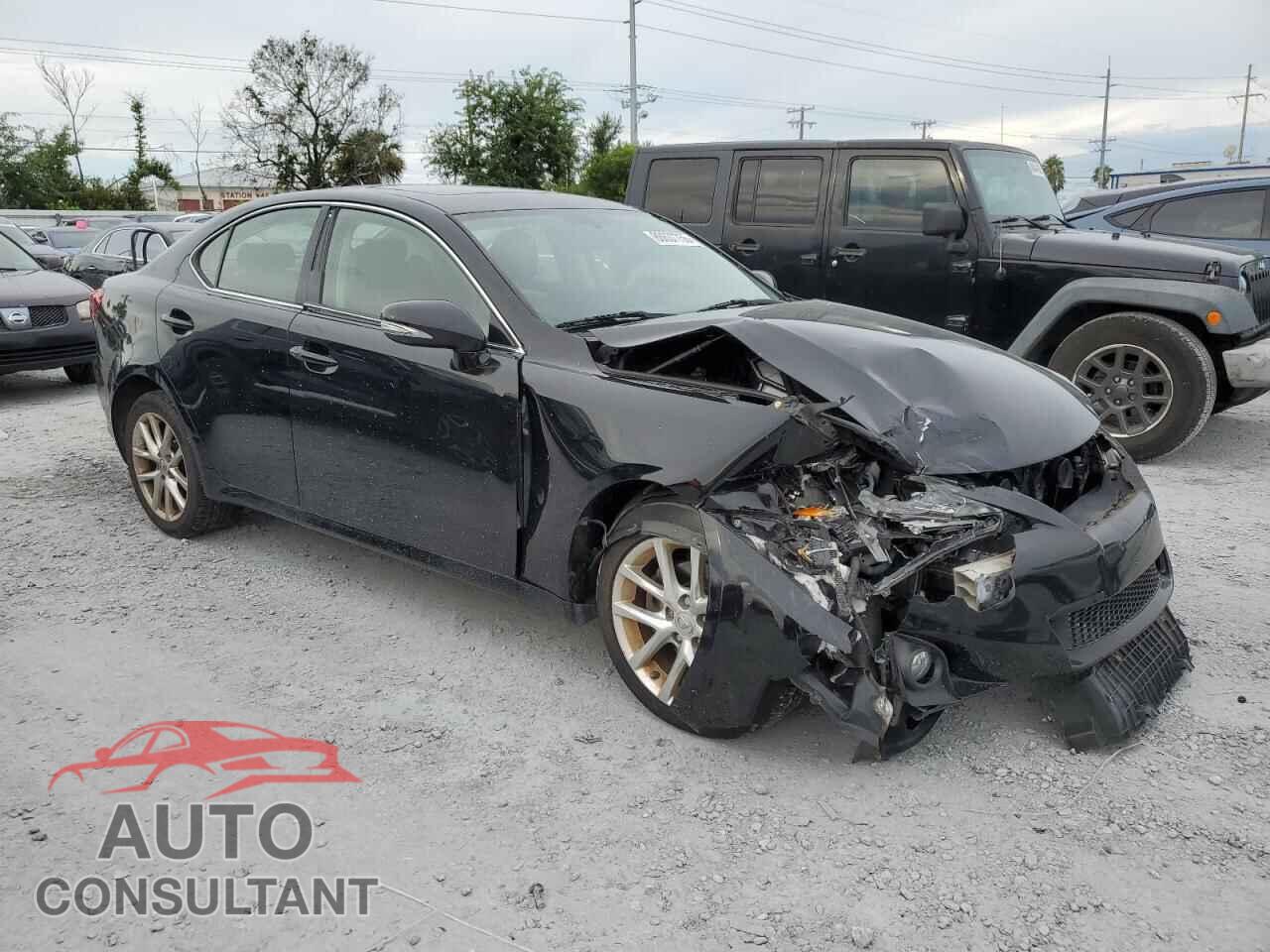 LEXUS IS 2013 - JTHCF5C22D5063050