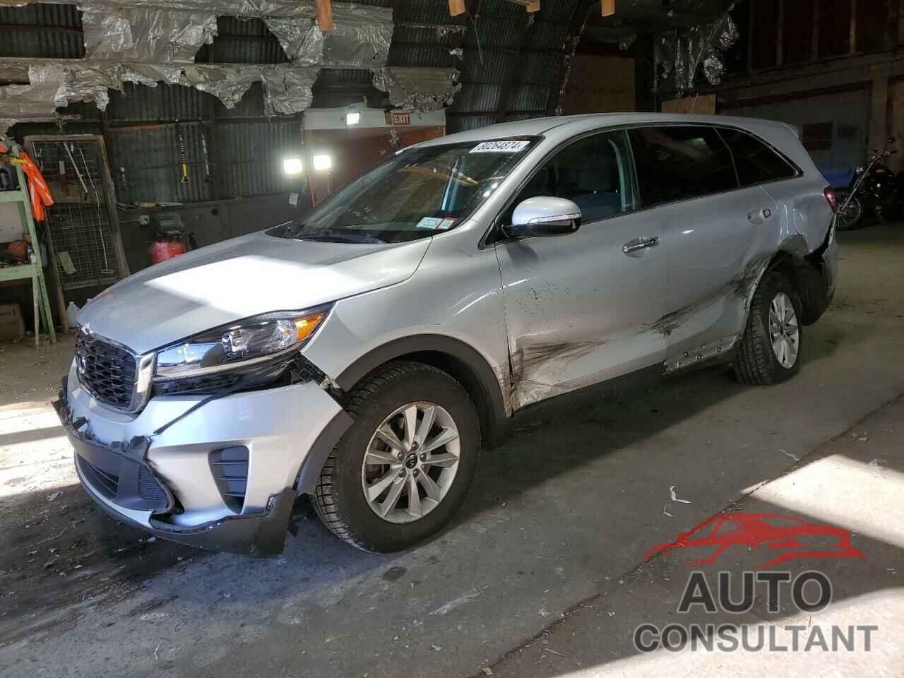 KIA SORENTO 2019 - 5XYPG4A56KG580685