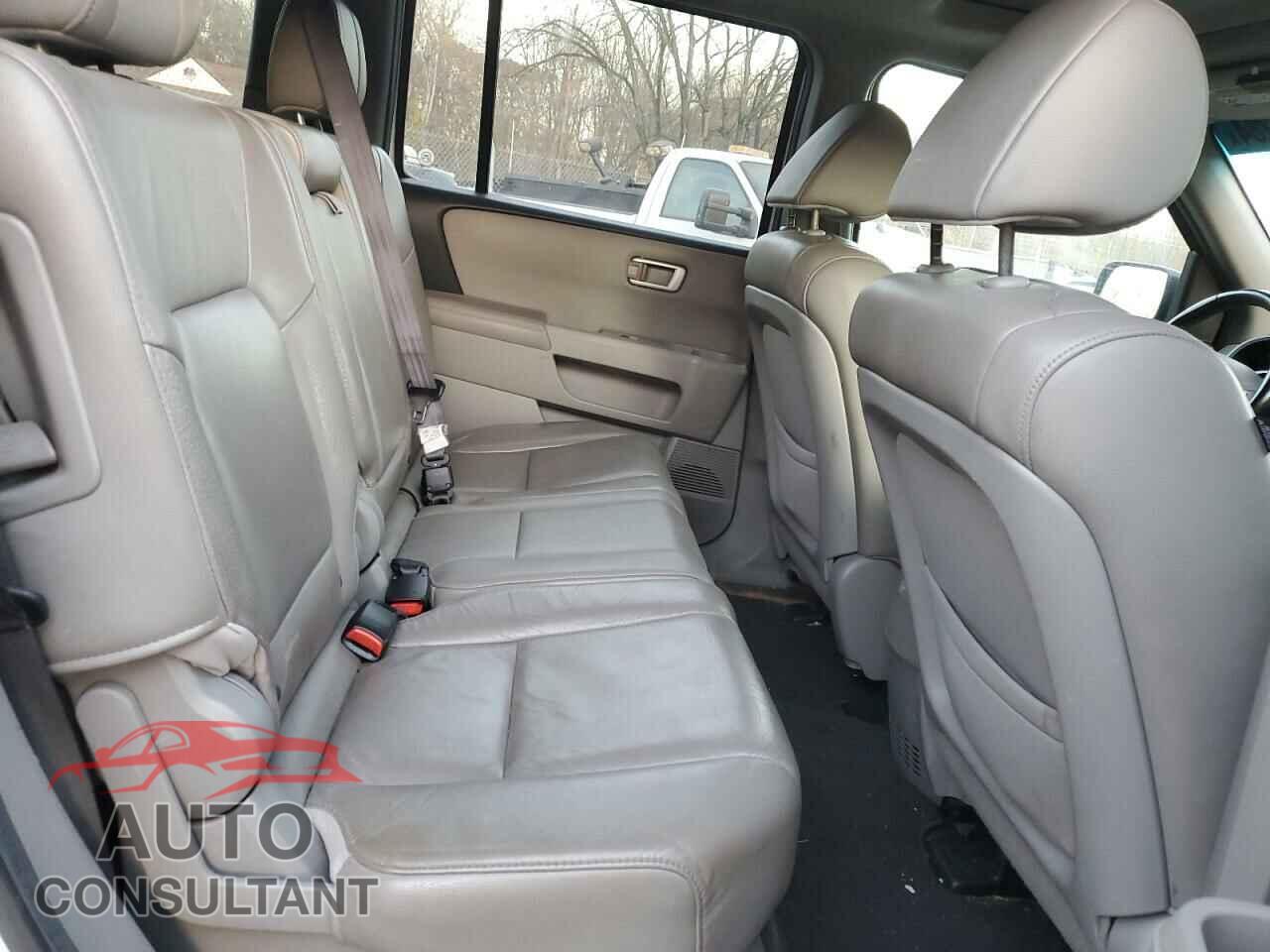 HONDA PILOT 2012 - 5FNYF4H54CB004907