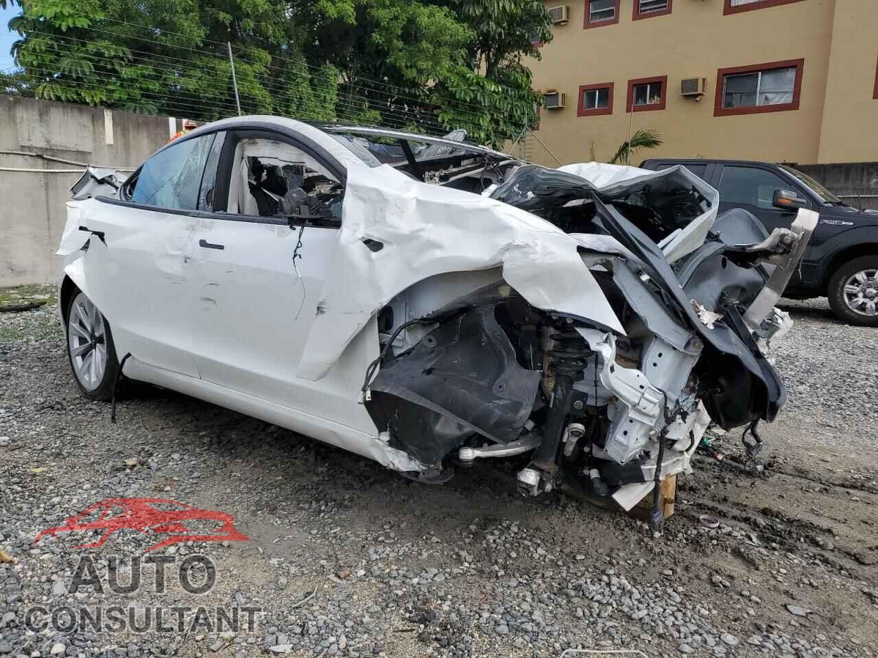 TESLA MODEL 3 2023 - 5YJ3E1EA4PF551663