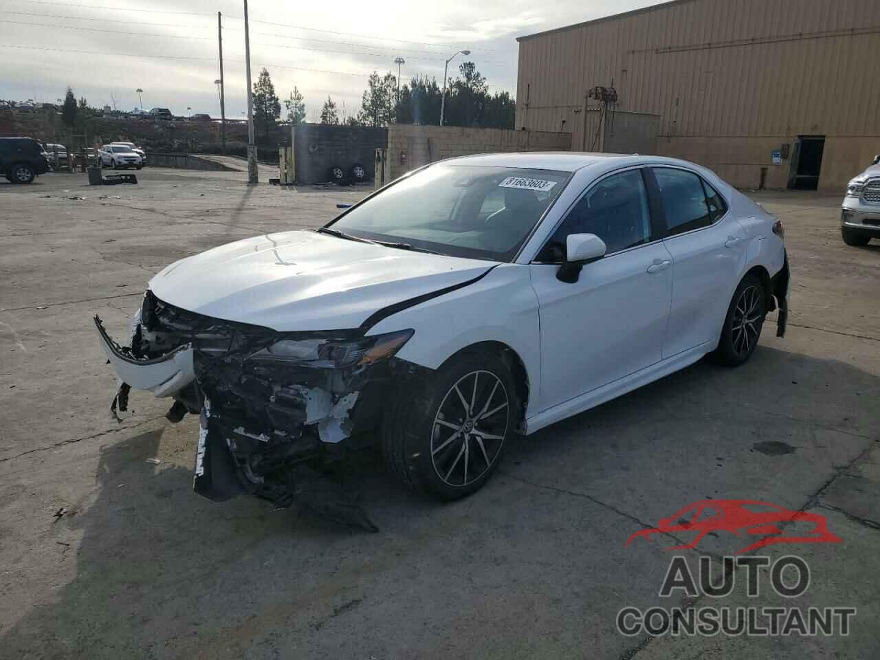 TOYOTA CAMRY 2021 - 4T1G11AK4MU512775