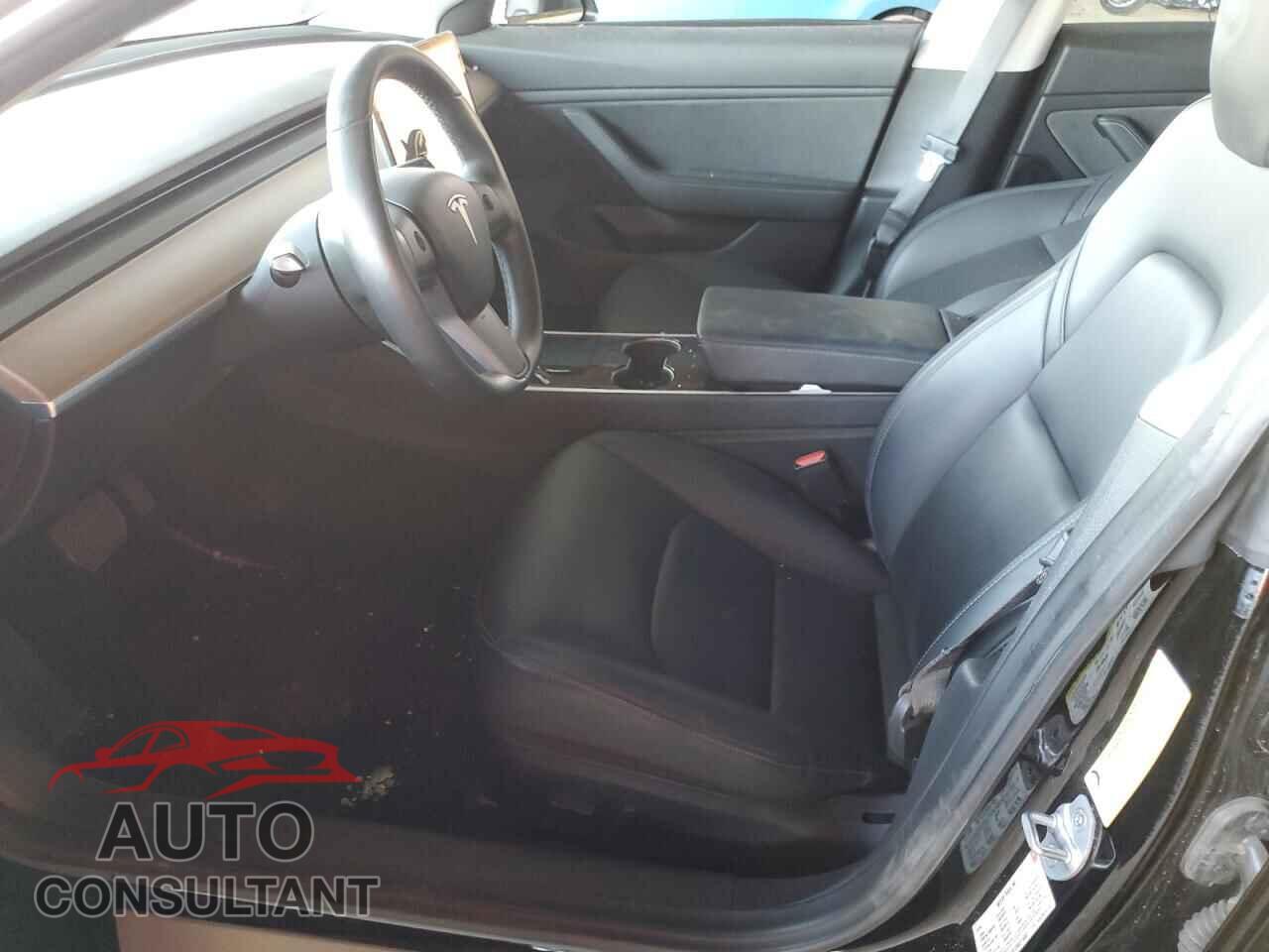 TESLA MODEL 3 2018 - 5YJ3E1EA5JF149321