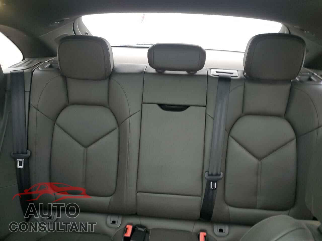 PORSCHE MACAN 2017 - WP1AB2A57HLB12890