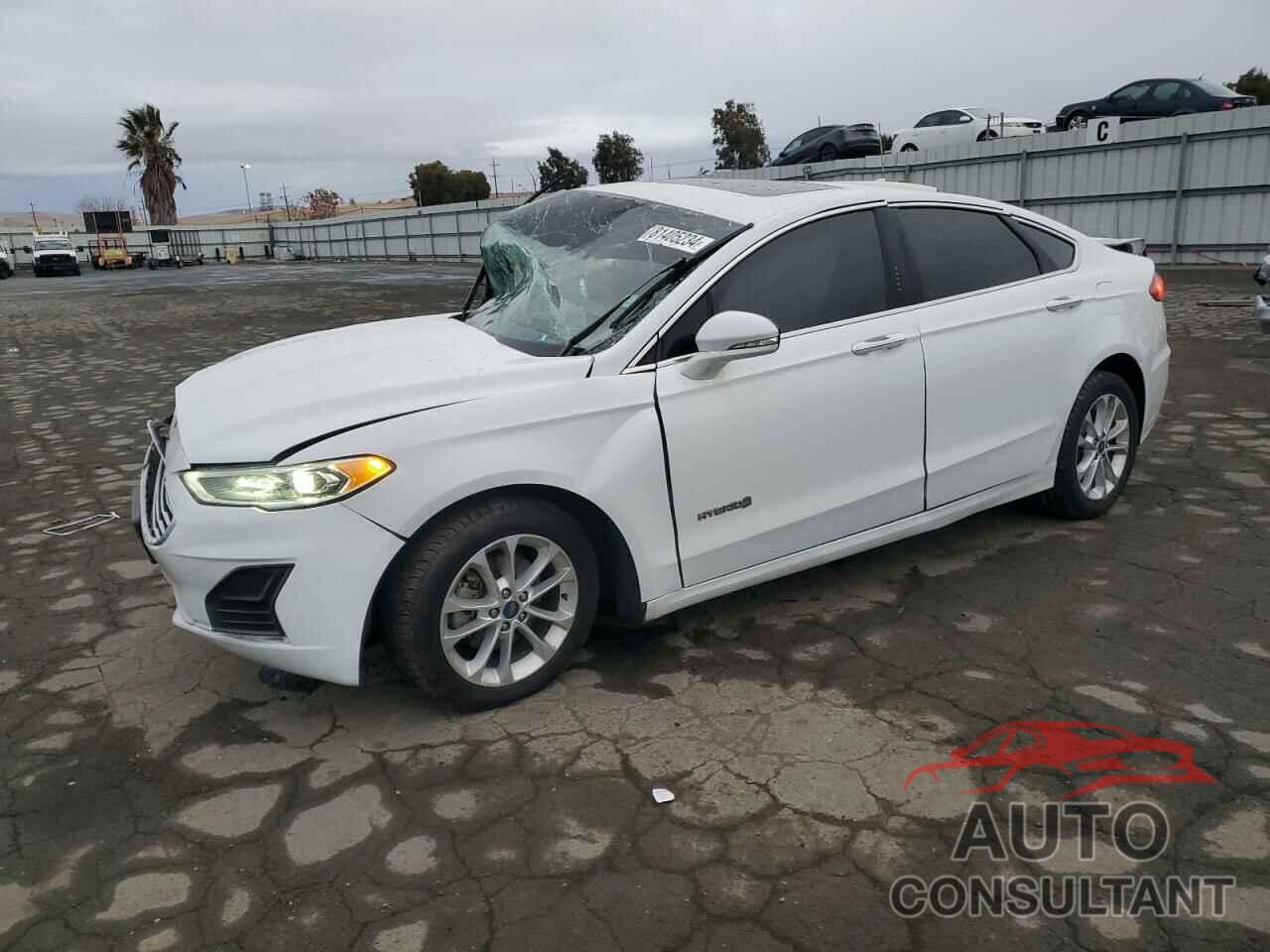 FORD FUSION 2019 - 3FA6P0MU2KR117557