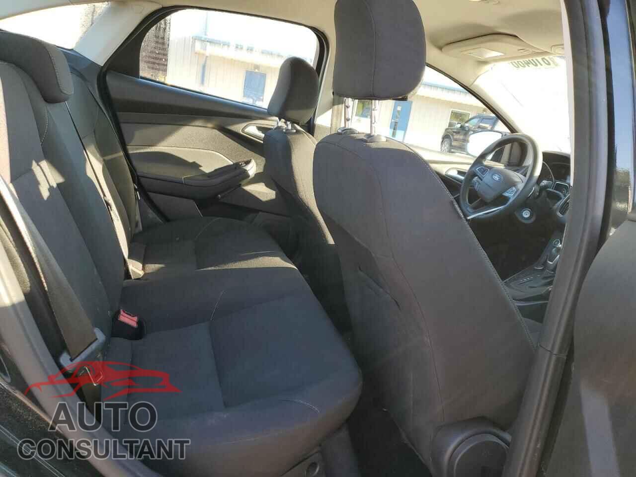 FORD FOCUS 2015 - 1FADP3F25FL296542