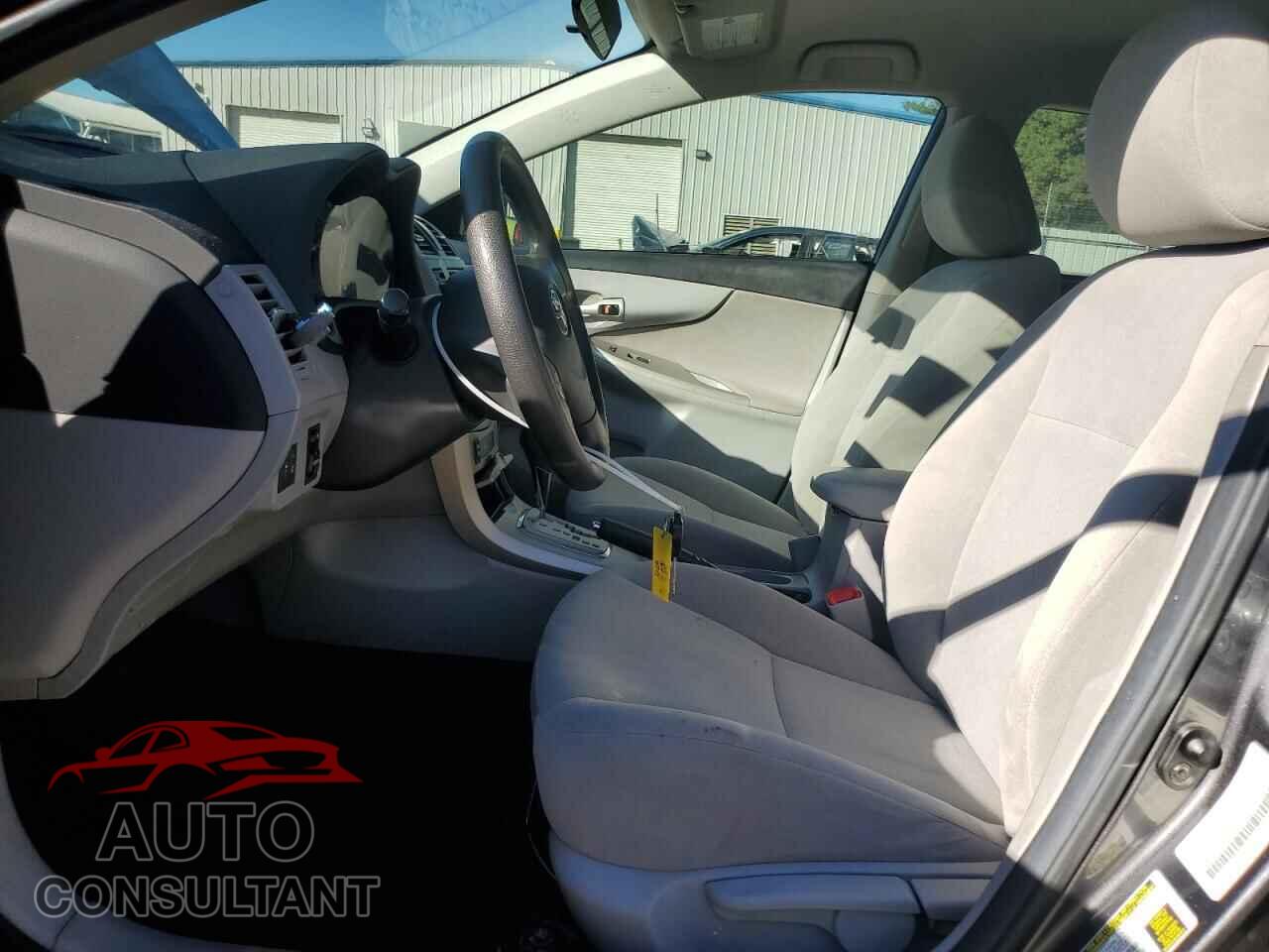 TOYOTA COROLLA 2013 - 5YFBU4EE8DP170613