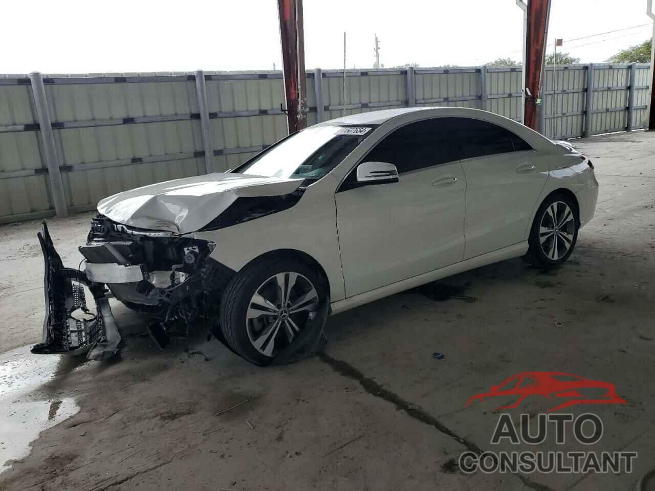 MERCEDES-BENZ CLA-CLASS 2019 - WDDSJ4EB9KN752458