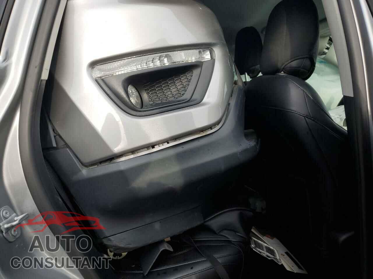 JEEP COMPASS 2017 - 3C4NJDBB8HT680821