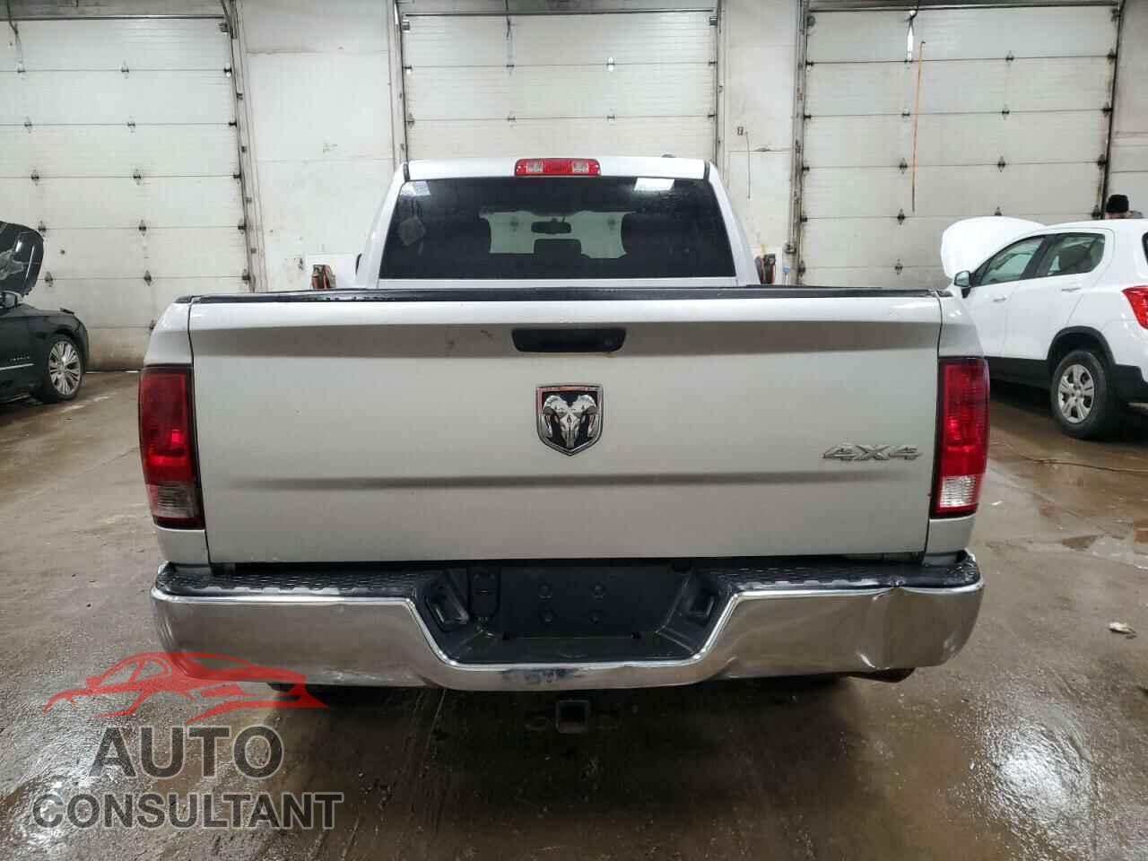 DODGE RAM 1500 2012 - 1C6RD7FT8CS226826