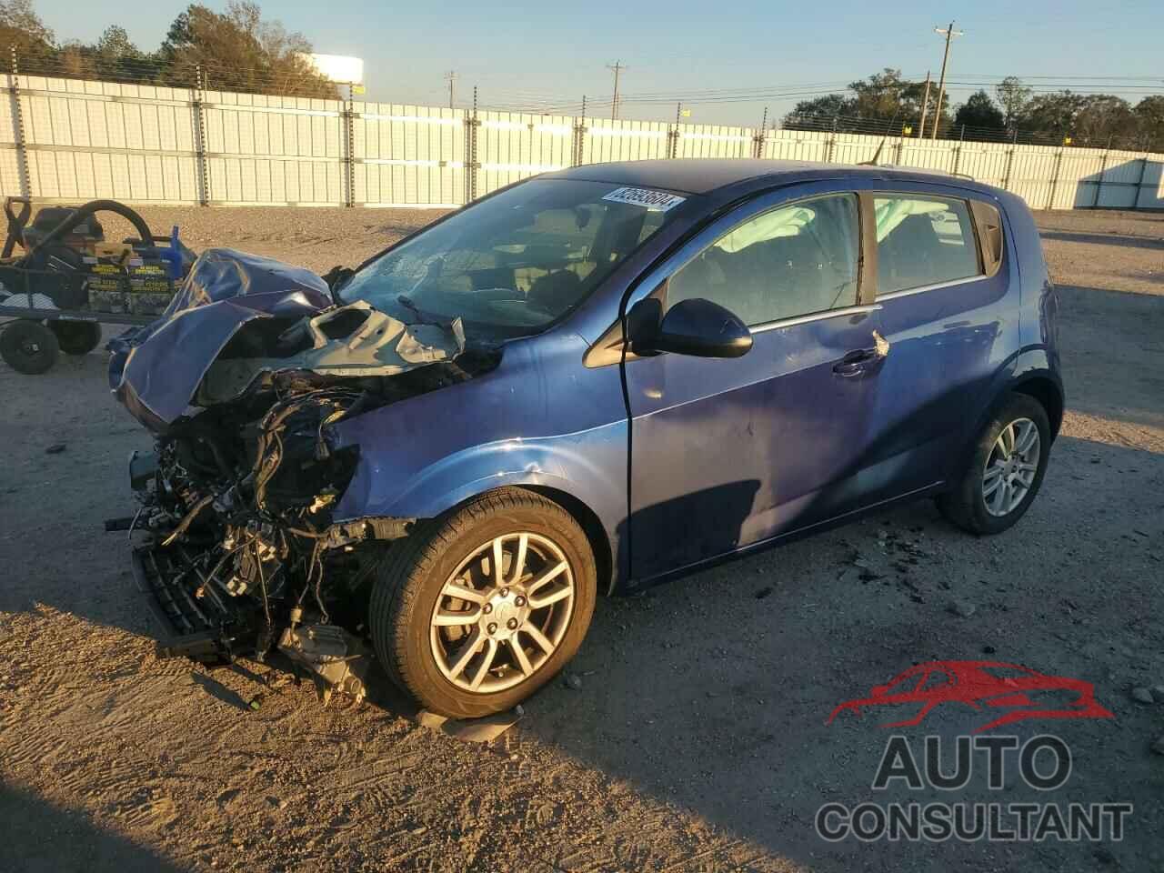 CHEVROLET SONIC 2014 - 1G1JC6SH6E4157316