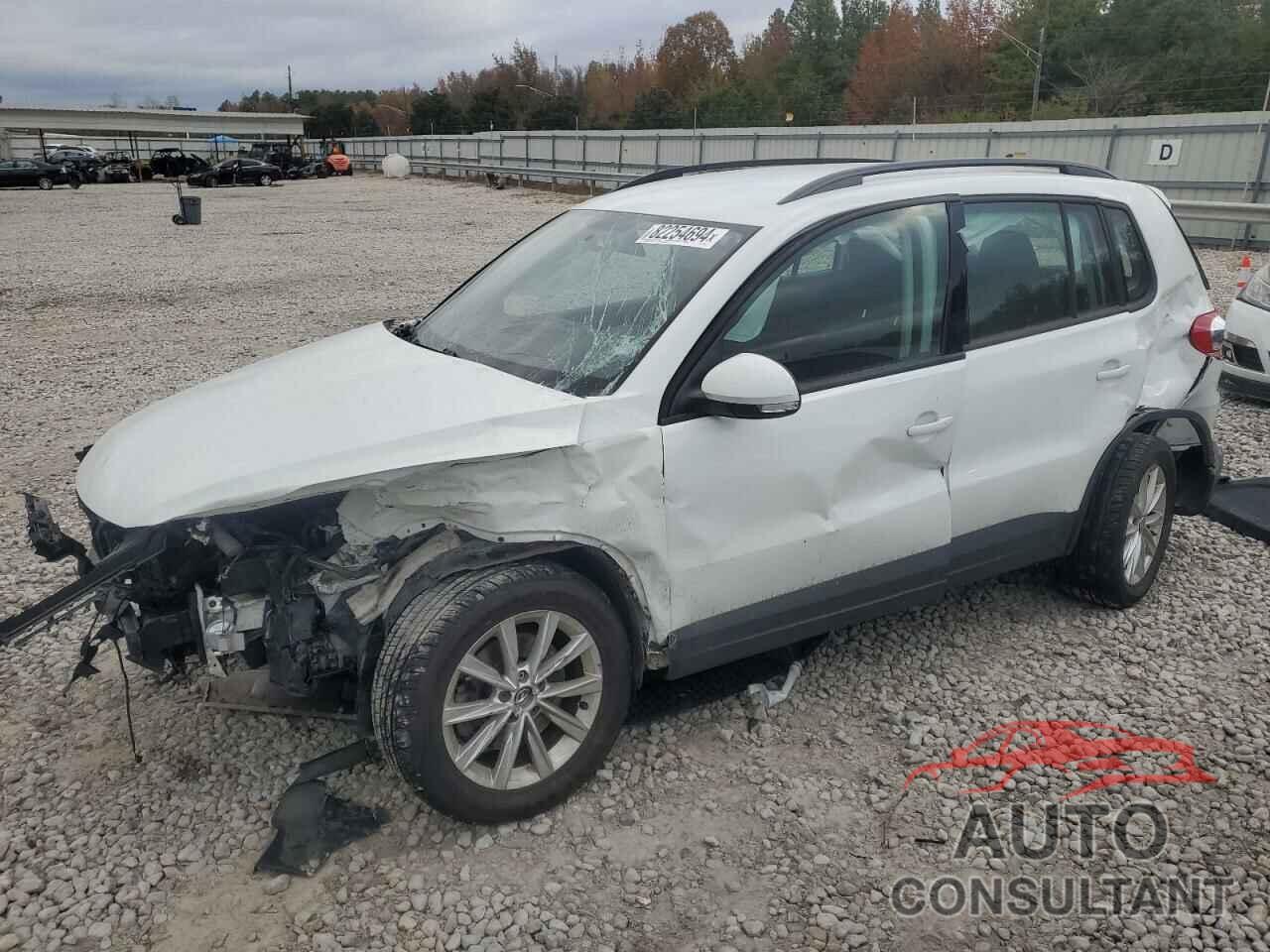 VOLKSWAGEN TIGUAN LIM 2018 - WVGBV7AX1JK004557