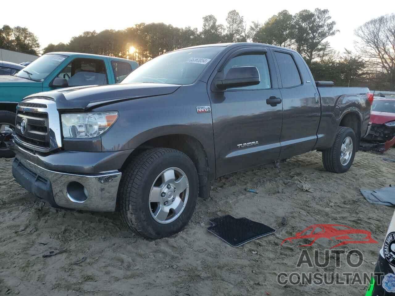 TOYOTA TUNDRA 2011 - 5TFUY5F11BX193535