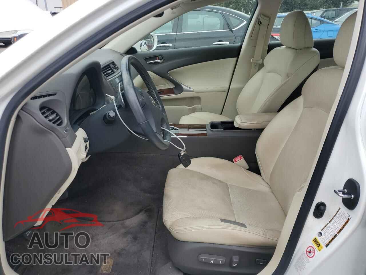 LEXUS IS 2010 - JTHCF5C22A2033284
